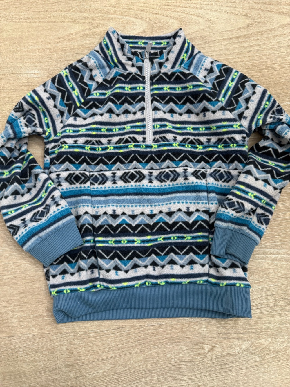 Old Navy Toddler Boy Microfleece Quarter-Zip Aztec Geometric Fleece Pullover 6T